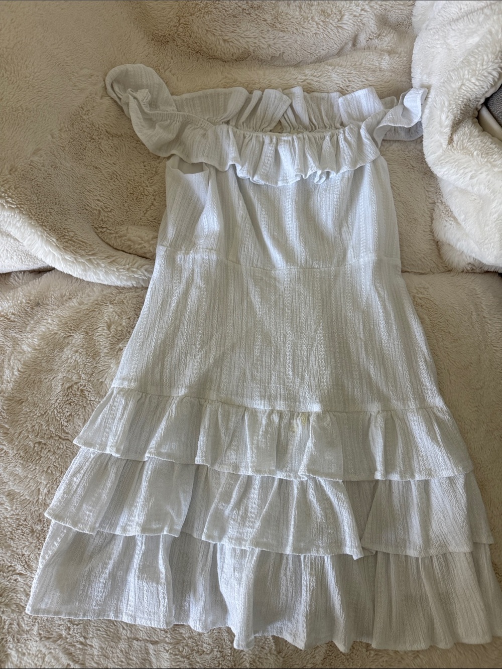 Pinch White Ruffled Off-Shoulder Tiered Womens Dress